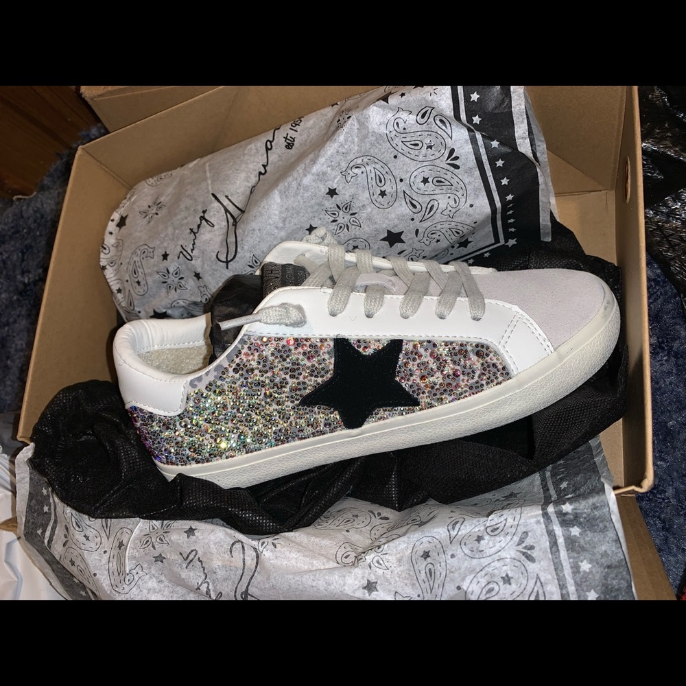 Vintage Havana Sneakers (NEW)